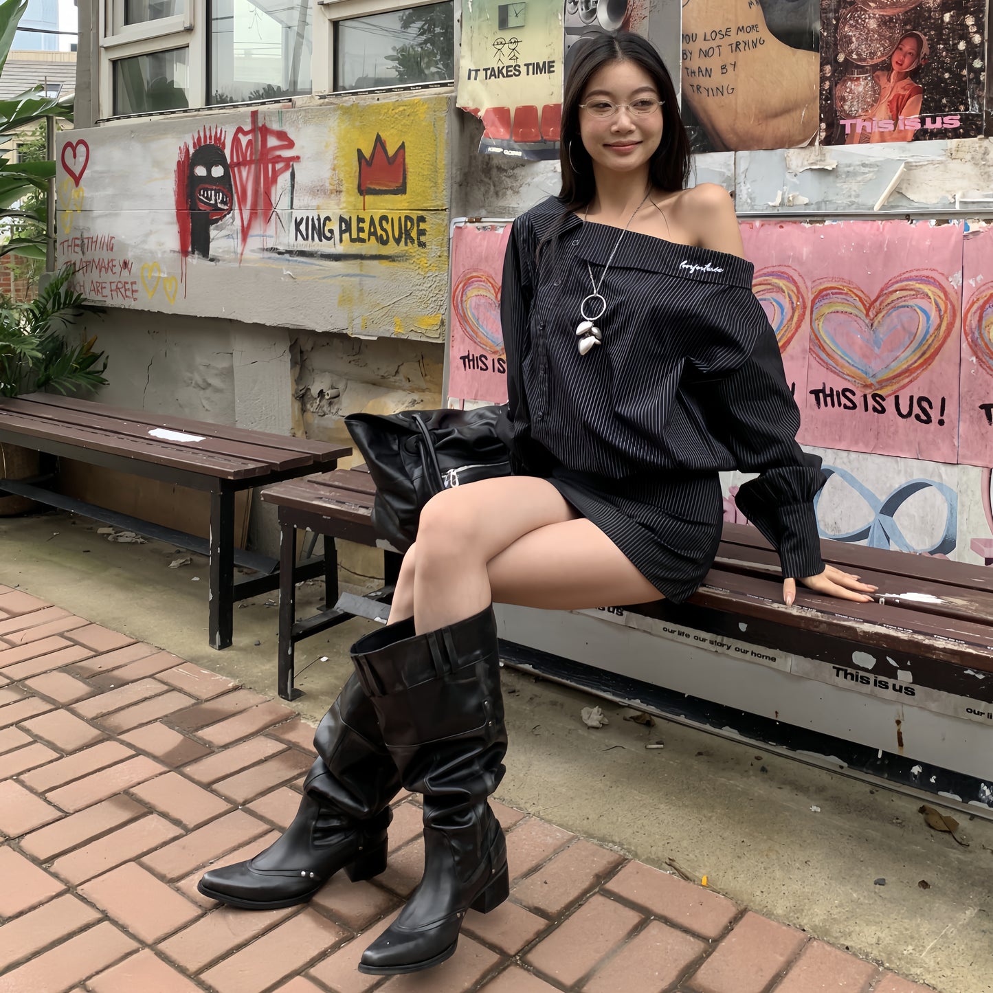 Big walled boots for children in the spring and summer of 2025, made of genuine leather, suitable for girls who can't reach their knees. Long boots with pointed toes, thick heels, and black piled boots for women