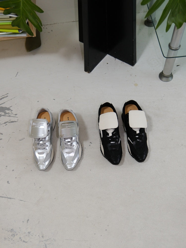 Mooreyu Women's Silver Pointed Heels 2025 | French Style Retro Pumps | Slim Heel Slingback Shoes