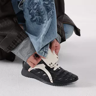 Mooreyu black casual sports shoes for spring and summer 2025, retro thick soled leather, height increasing pointed toe training shoes