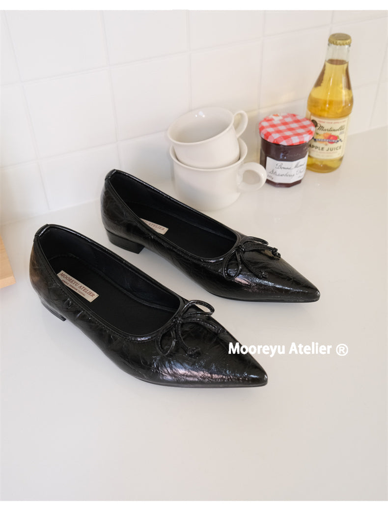 Mooreyu Silver Pointed Single Shoes for Women in Summer 2025 French Style Ballet Bow Flat Shoes Made of Genuine Leather