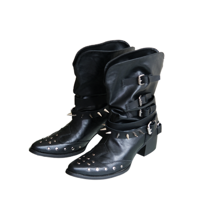 Mooreyu pleated western short boots made of cowhide with pointed V mouth, appearing thin and thick with black, niche rivet knight boots for women