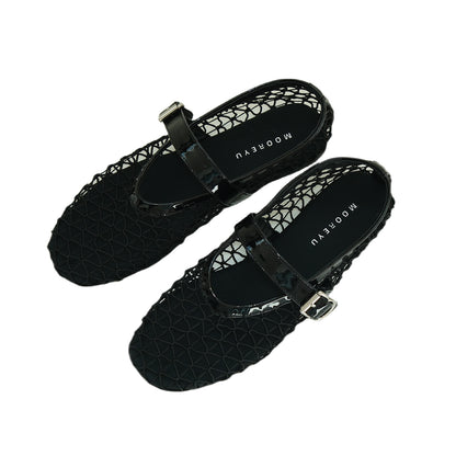 Mooreyu hollowed out sandals for women's spring/summer 2025 new style fishing net mesh woven round head breathable flat sandals
